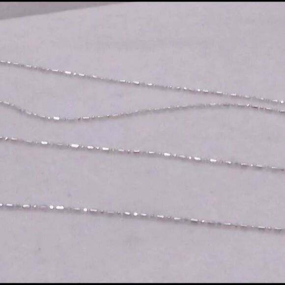 CHICO’S 36” Silver Tone Chain Smoky Grey CRYSTAL Pendant Necklace NWT - Picture 5 of 12